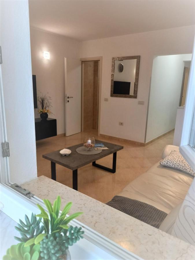 Melody Apartment Poreč Eksteriør bilde