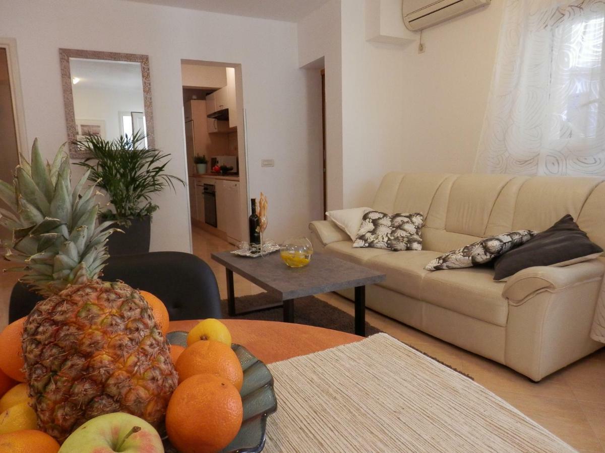 Melody Apartment Poreč Eksteriør bilde