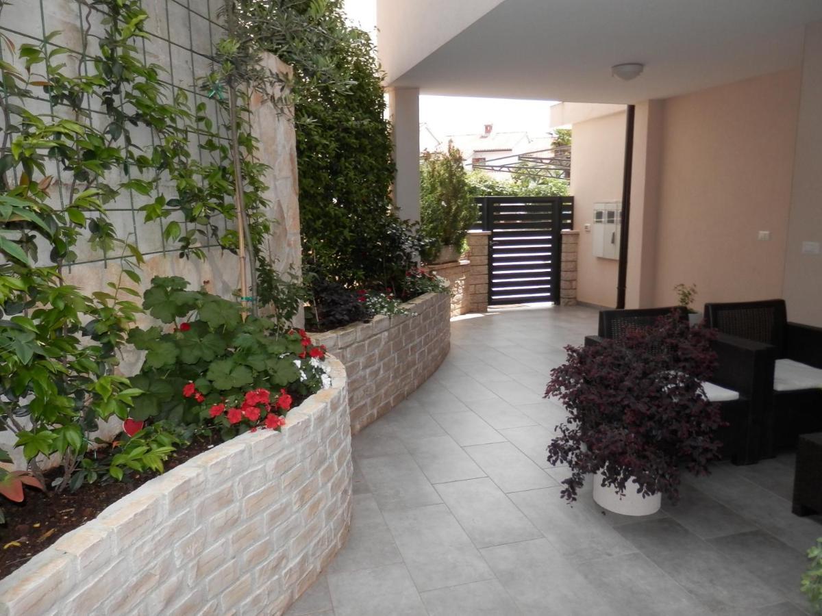 Melody Apartment Poreč Eksteriør bilde